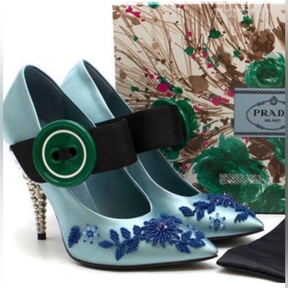 Parada Mary Jane Pumps - Picture 1 of 7